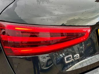 Audi Q3 2.0 TDI S line S Tronic quattro Euro 5 (s/s) 5dr