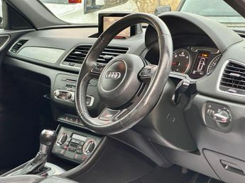 Audi Q3 2.0 TDI S line S Tronic quattro Euro 5 (s/s) 5dr