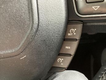 Land Rover Range Rover Evoque 2.2 SD4 Dynamic Auto 4WD Euro 5 5dr