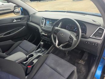 Hyundai TUCSON 2.0 CRDi SE Nav Auto 4WD Euro 6 5dr