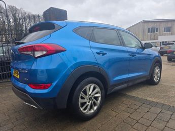 Hyundai TUCSON 2.0 CRDi SE Nav Auto 4WD Euro 6 5dr