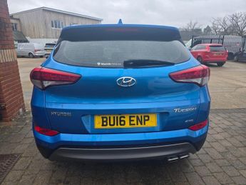 Hyundai TUCSON 2.0 CRDi SE Nav Auto 4WD Euro 6 5dr