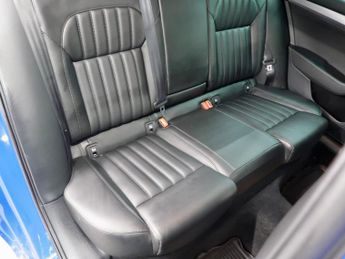 Skoda Superb 2.0 TDI SE L Executive DSG Euro 6 (s/s) 5dr