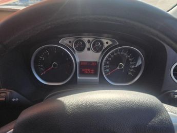 Ford Focus 1.8 Zetec 5dr