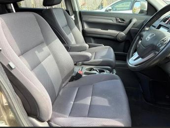 Honda CR-V 2.0 i-VTEC ES 5dr