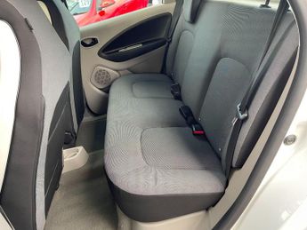 Renault Zoe 22kWh Dynamique Nav Auto 5dr (Battery Lease)