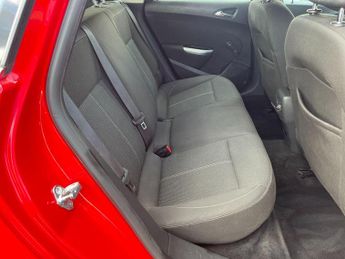 Vauxhall Astra 1.4 16v SRi Euro 5 5dr
