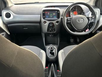 Toyota AYGO 1.0 VVT-i x-play x-shift Euro 6 5dr