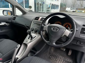 Toyota Auris 1.6 TR Hatchback 3dr Petrol Multimode (161 g/km, 124 bhp)