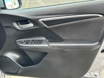 Honda Jazz 1.3 i-VTEC EX CVT Euro 6 (s/s) 5dr