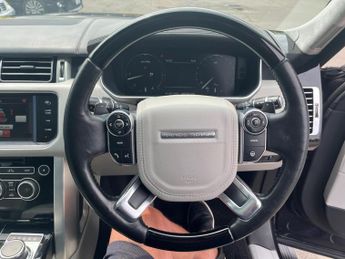 Land Rover Range Rover 4.4 SD V8 Autobiography Auto 4WD Euro 5 5dr