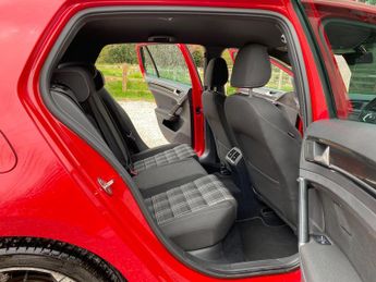 Volkswagen Golf 2.0 TDI BlueMotion Tech GTD DSG Euro 6 (s/s) 5dr