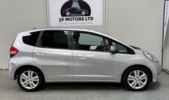 Honda Jazz 1.4 i-VTEC ES Plus CVT Euro 5 5dr