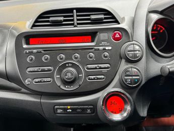 Honda Jazz 1.4 i-VTEC ES Plus CVT Euro 5 5dr