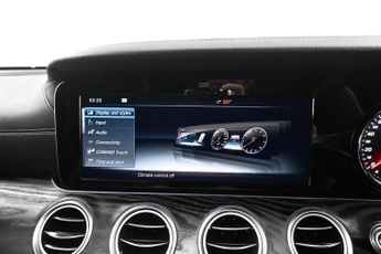 Mercedes-Benz E Class 2.0 E220d AMG Line (Premium) G-Tronic+ Euro 6 (s/s) 5dr