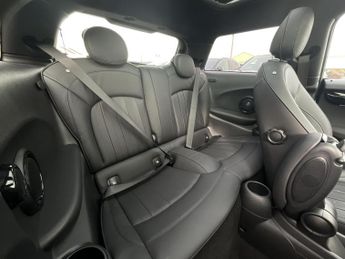 Mini Electric Hatch COOPER S ELECTRIC LEVEL 3