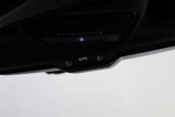 MG MG4 64kWh Trophy Long Range Auto 5dr