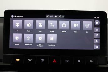 MG MG4 64kWh Trophy Long Range Auto 5dr