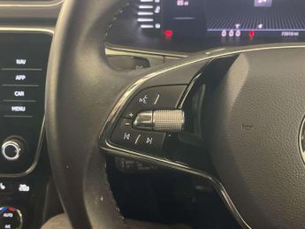 Skoda Superb 1.5 TSI ACT SE Technology Hatchback 5dr Petrol Manual Euro 6 (s/