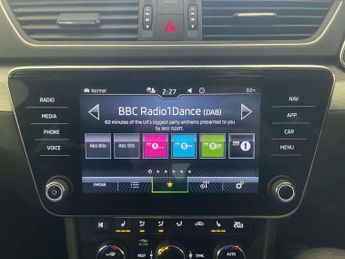 Skoda Superb 1.5 TSI ACT SE Technology Hatchback 5dr Petrol Manual Euro 6 (s/