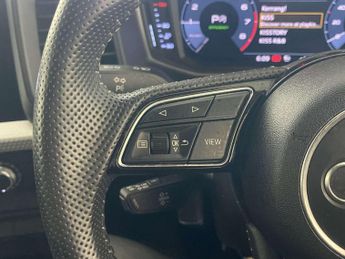 Audi A1 1.5 TFSI 35 S line Sportback 5dr Petrol S Tronic Euro 6 (s/s) (1