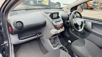 Toyota AYGO 1.0 VVT-i Go Euro 5 5dr