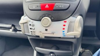 Toyota AYGO 1.0 VVT-i Go Euro 5 5dr