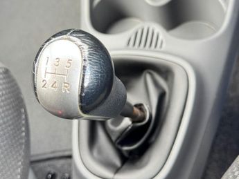 Toyota AYGO 1.0 VVT-i Go Euro 5 5dr