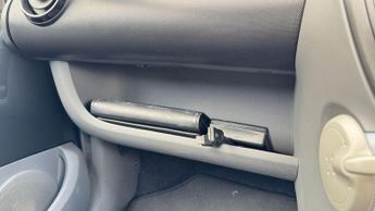 Toyota AYGO 1.0 VVT-i Go Euro 5 5dr