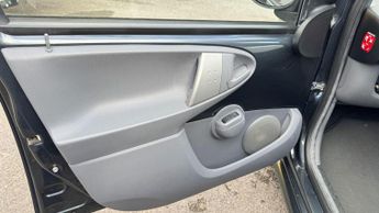 Toyota AYGO 1.0 VVT-i Go Euro 5 5dr