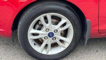 Ford Fiesta 1.0T EcoBoost Zetec Euro 6 (s/s) 5dr