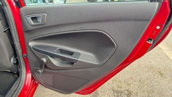 Ford Fiesta 1.0T EcoBoost Zetec Euro 6 (s/s) 5dr
