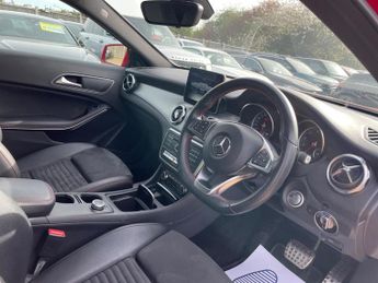 Mercedes-Benz GLA 1.6 GLA180 AMG Line Edition 7G-DCT Euro 6 (s/s) 5dr