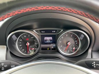 Mercedes-Benz GLA 1.6 GLA180 AMG Line Edition 7G-DCT Euro 6 (s/s) 5dr