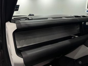 Land Rover Defender 110 2.0 SD4 SE Auto 4WD Euro 6 (s/s) 5dr