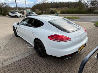 Porsche Panamera 3.0D V6 Hatchback 5dr Diesel TiptronicS Euro 5 (s/s) (250 ps)