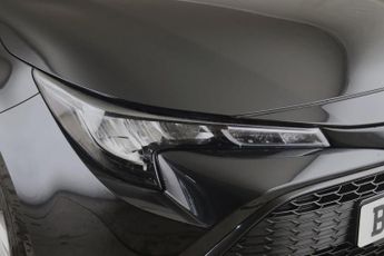 Toyota Corolla 1.8 VVT-h Icon Touring Sports CVT Euro 6 (s/s) 5dr