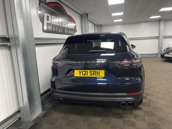Porsche Cayenne 2.9T V6 S TiptronicS 4WD Euro 6 (s/s) 5dr