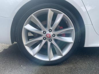 Jaguar XF 3.0d S V6 Portfolio Auto Euro 5 (s/s) 4dr