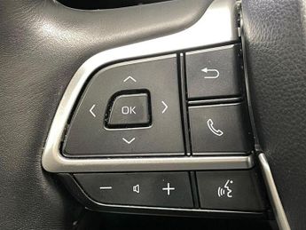 Toyota Highlander 2.5 VVT-h Excel Premium SUV 5dr Petrol Hybrid CVT 4WD Euro 6 (s/