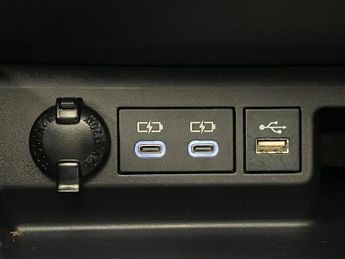 Toyota Highlander 2.5 VVT-h Excel Premium SUV 5dr Petrol Hybrid CVT 4WD Euro 6 (s/