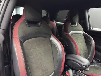 MINI Hatch 2.0 John Cooper Works Auto Euro 6 (s/s) 3dr