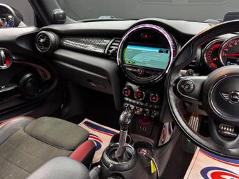 MINI Hatch 2.0 John Cooper Works Auto Euro 6 (s/s) 3dr