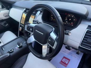 Land Rover Discovery 3.0 D300 MHEV R-Dynamic SE Auto 4WD Euro 6 (s/s) 5dr