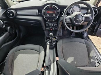 MINI Hatch 1.5 Cooper Euro 6 (s/s) 5dr