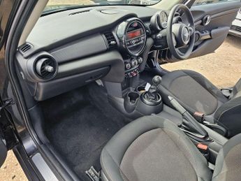 MINI Hatch 1.5 Cooper Euro 6 (s/s) 5dr