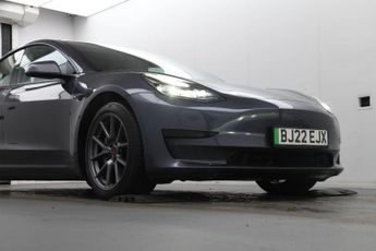 Tesla Model 3 Standard Range Plus Auto RWD 4dr