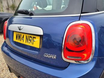 MINI Hatch 1.5 Cooper Auto Euro 6 (s/s) 3dr
