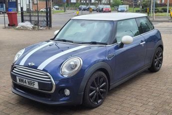 MINI Hatch 1.5 Cooper Auto Euro 6 (s/s) 3dr