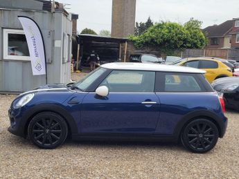 MINI Hatch 1.5 Cooper Auto Euro 6 (s/s) 3dr